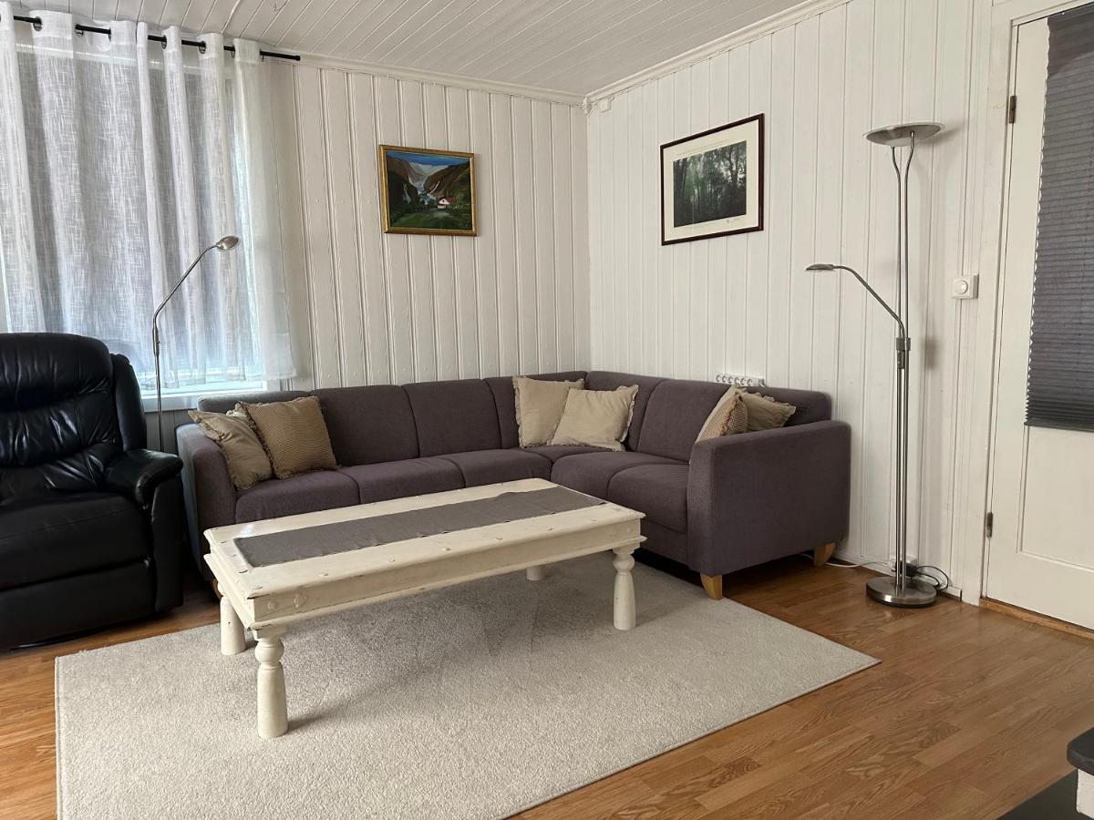 Oslo House, Nedre Kjellerstuvei, First Floor, Twin Room Lillestrøm Esterno foto